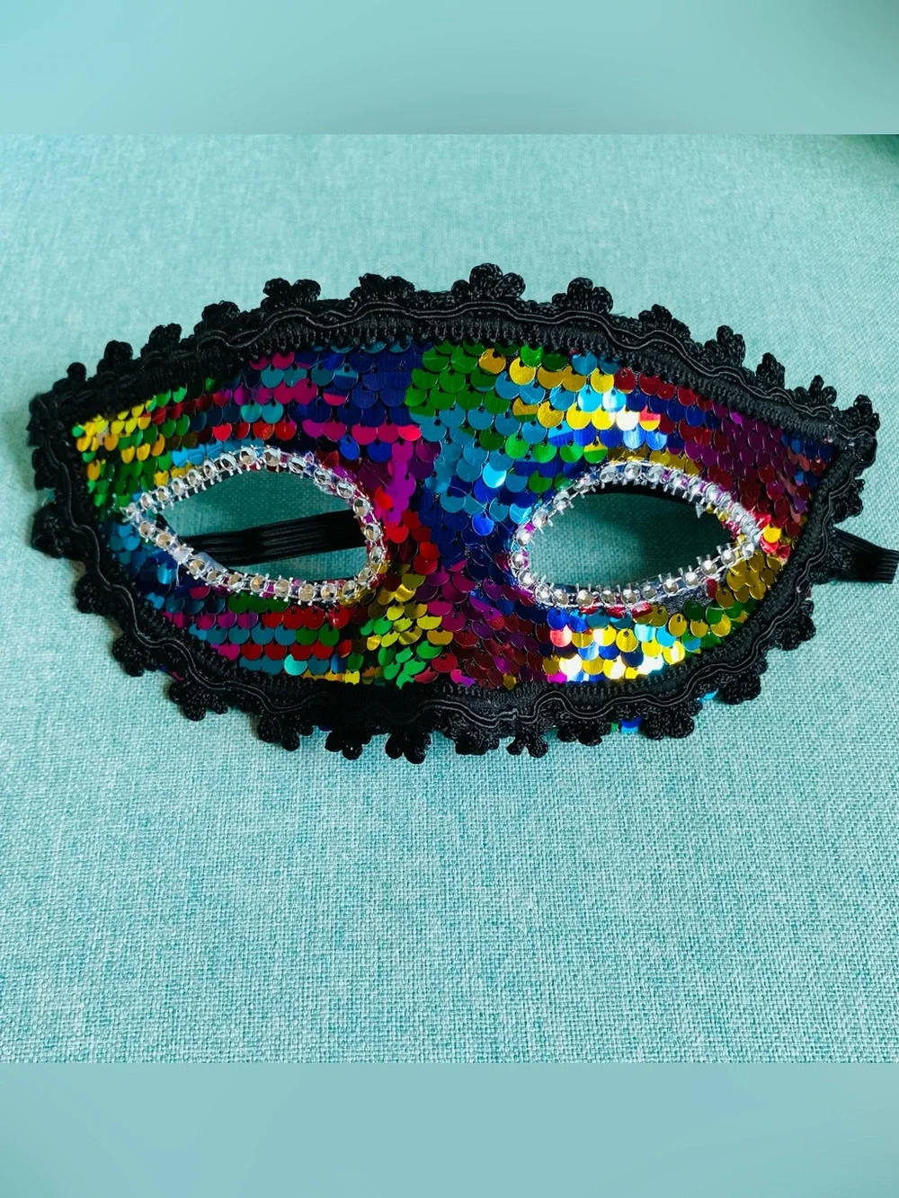 Multicolor Sequined Masquerade Mask